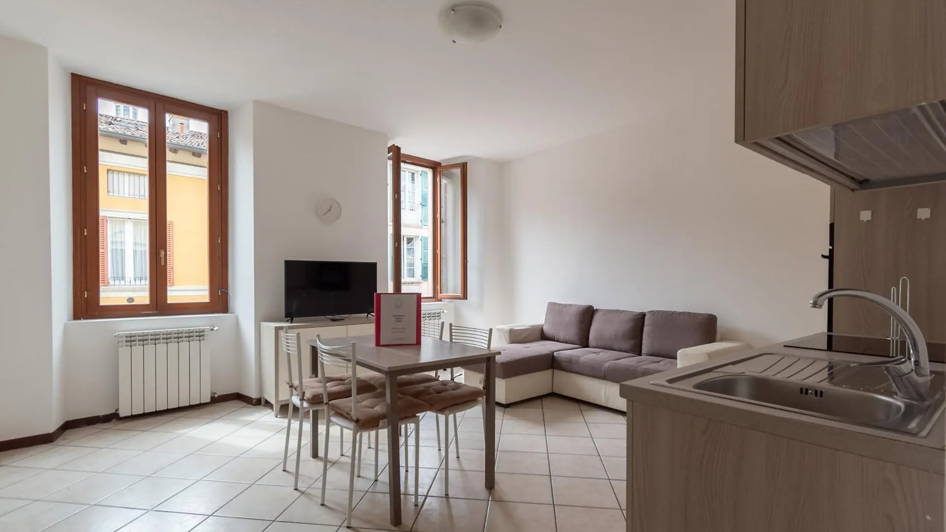 Trilocale Il Corso - F&L Apartment Брешия Италия