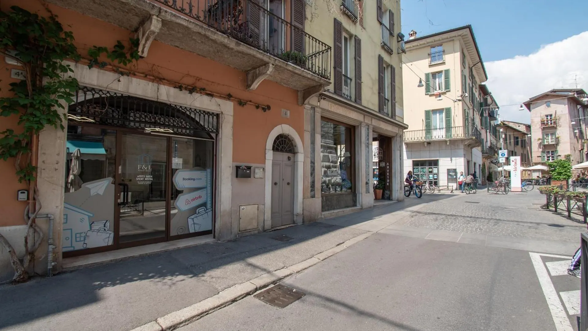 Trilocale Il Corso - F&L Apartment Brescia Italia